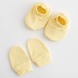 Kojenecký bavlněný set - capáčky a rukavičky New Baby Casually dressed 0 - 6 m - Žlutá