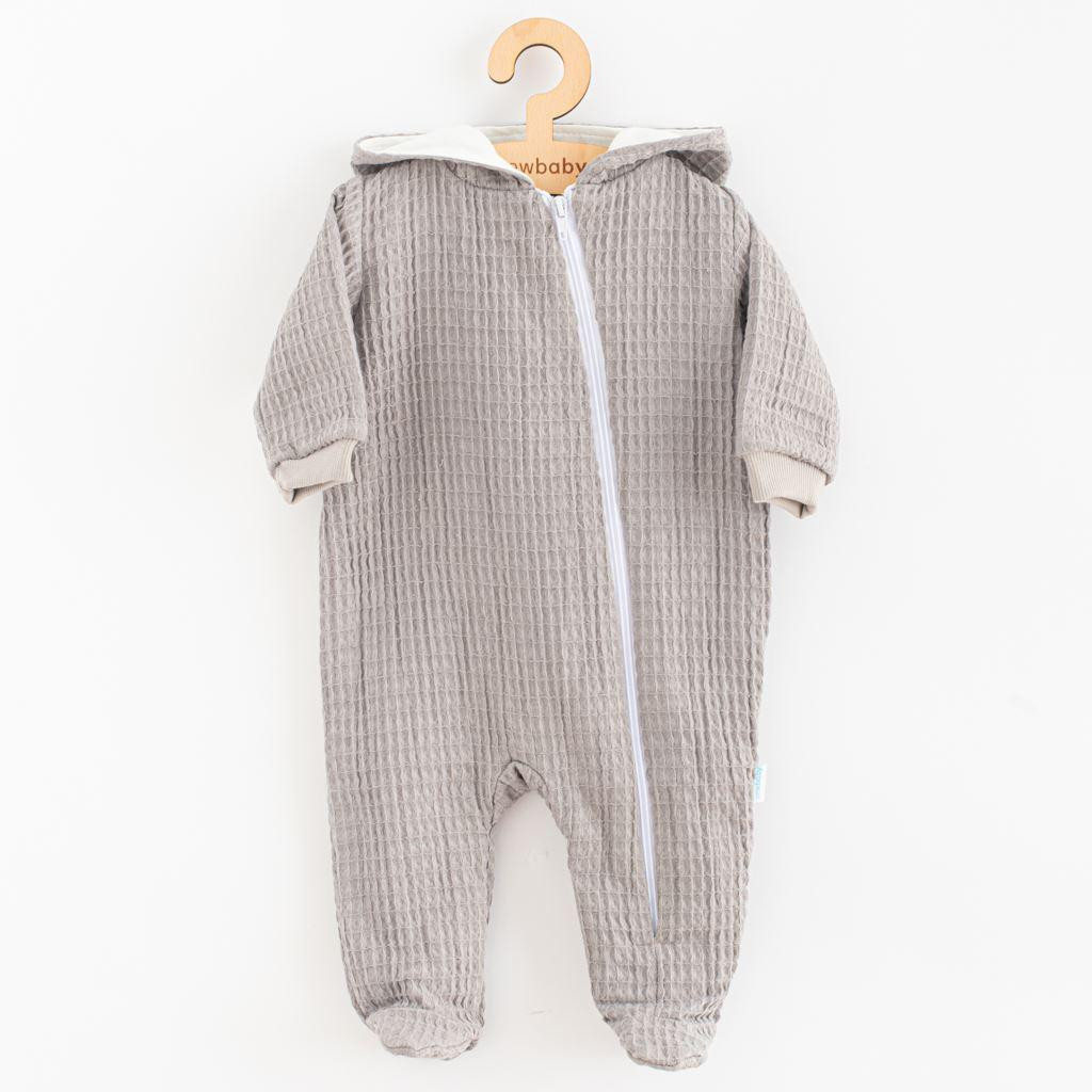 NEW BABY Kojenecký mušelínový overal s kapucí New Baby Comfort clothes šedá