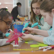 3D pero 3Doodler Start+ a 72 náplní + 10 šablon