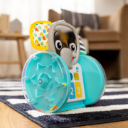 Hračka hudební interaktivní Chase & Tap Earl™ 6 m+ Baby Einstein