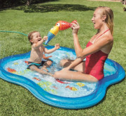 Dětský bazének mělký s rozstřikováním 140x140x11 cm Intex 57126