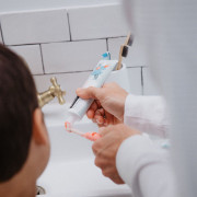 Dětský kartáček na zoubky Kids 2 - 6 let Suavinex