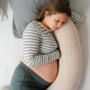 Buddy multifunkční kojící polštář Doomoo