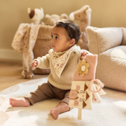 Textilní knížka s aktivitami Flower Fairies Jollein