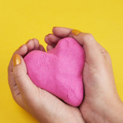 Kinetic Sand Balení Třpytivého Růžového Písku 0.9 Kg