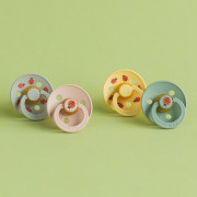 Colour Ladybug dudlíky z přírodního kaučuku 2 ks 0 - 6 m Bibs