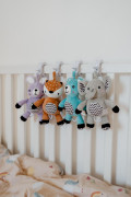 Natahovací hrací strojek plyš 30 cm závěs na postýlku/kočárek Babyted