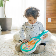 Hračka hudební dřevěná ukulele Magic Touch Hape 6 m+ Baby Einstein