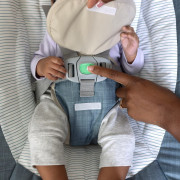 Houpačka pohupující hudební Chambray 0 m+, do 9 kg Ingenuity