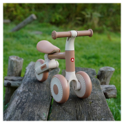 Odrážedlo Yuki Top Mark