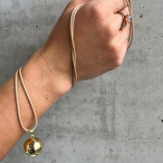 Béžová zaplétaná šňůrka 114 cm