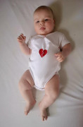Bavlněné zavinovací body krátký rukáv Srdce Baby Service