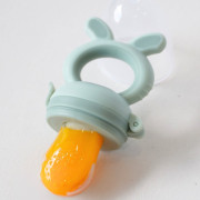 Set na krmení Fruit Feeder 4v1