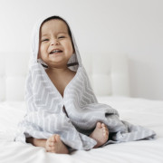 Mušelínová osuška Blenker s kapucí 100x70 cm KipKep