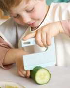 První dětský nůž KLYV