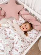 Dětské povlečení do postýlky 100 x 135 cm bavlněný satén Růžové květy Infantilo 