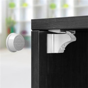 Zámky magnetické na nábytek 4 ks Babyono