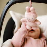 Závěsný králíček Miffy Pink Flower Little Dutch