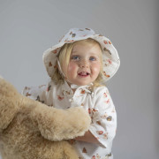 Dívčí bílý klobouk mušelín Motýlek Esito