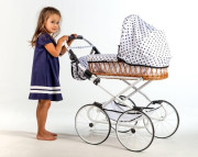 Kočárek pro panenky Monika RETRO proutěný