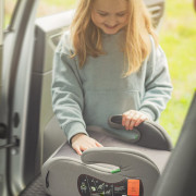 Podsedák Optimus Pro i-Size 125 - 150 cm (22 - 36 kg) Petite & Mars