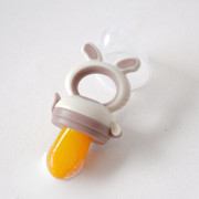 Set na krmení Fruit Feeder 4v1