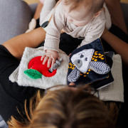 Kontrastní, senzorická textilní knižka Mouse