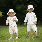 Dětské bílé kraťasy mušelín Motýlek Esito