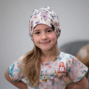 Jarní čepice Violet flowers Cream - smetanová Esito