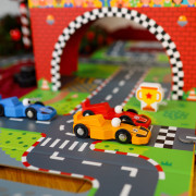 Závodní dráha v kufříku 34 ks