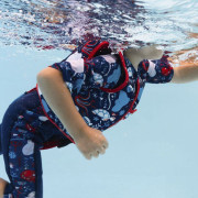 Dětská plovací vesta Go Splash s bezpečnostním páskem Vodní svět