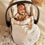 Fusak do autosedačky Embossed Jollein