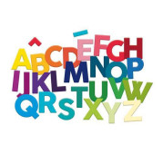 Dřevěná magnetická abeceda Velká písmena 77 ks Vilac