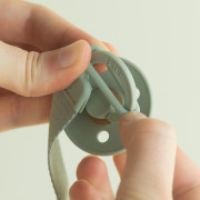 Klip na dudlík Loop Bibs