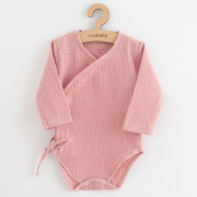 Kojenecké mušelínové body s bočním zavazováním New Baby Soft dress růžová