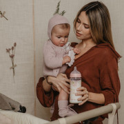 Kojenecká láhev Poetry 270 ml fyziol průtok M Suavinex