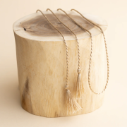 Hedvábná šňůrka k rolničkám - béžová 