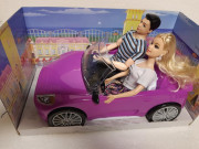Auto pro panenky s panenkou a panáčkem