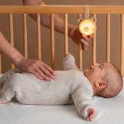 Hudební medvídek se světlem Dream Bear Taf Toys