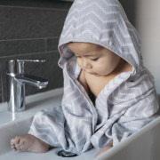 Mušelínová osuška Blenker s kapucí 100x70 cm KipKep