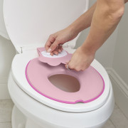 Redukce na WC nalepovací Flip & Sit™ Minnie Mouse™ 18 m+ do 23 kg Bright Starts