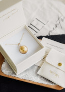 Těhotenský šperk bola Soul zlatá s broušeným povrchem + řetízek Moniel