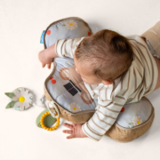 Polštářek pro hru na bříšku Taf Toys