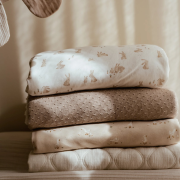 Deka Newborn Naturals 70x100 cm žerzej/fleece Husa Little Dutch