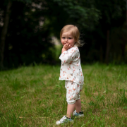 Dětské bílé kraťasy mušelín Motýlek Esito