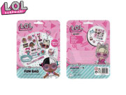 LOL Surprise sada aktivit (nálepky, klíčenka, hopík, pero, náramek) v sáčku