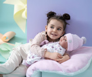 Mrkací realistická panenka miminko se zvuky a měkkým tělem 42 cm New born Llorens 