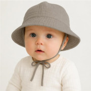 Kojenecký mušelínový klobouček linen New Baby 