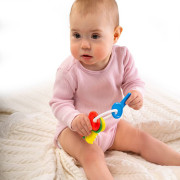 Dětské chrastítko klíče pastelové Akuku