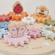 Dřevěná ozubená kolečka zahrada